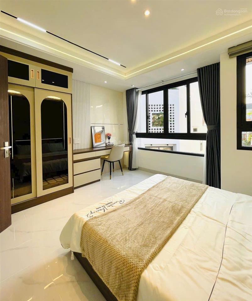 Nhà thật chính chủ gửi bán gấp hẻm ô tô 5m giá 2tỷ150 đường lê lai, p3, gò vấp, sổ hồng riêng