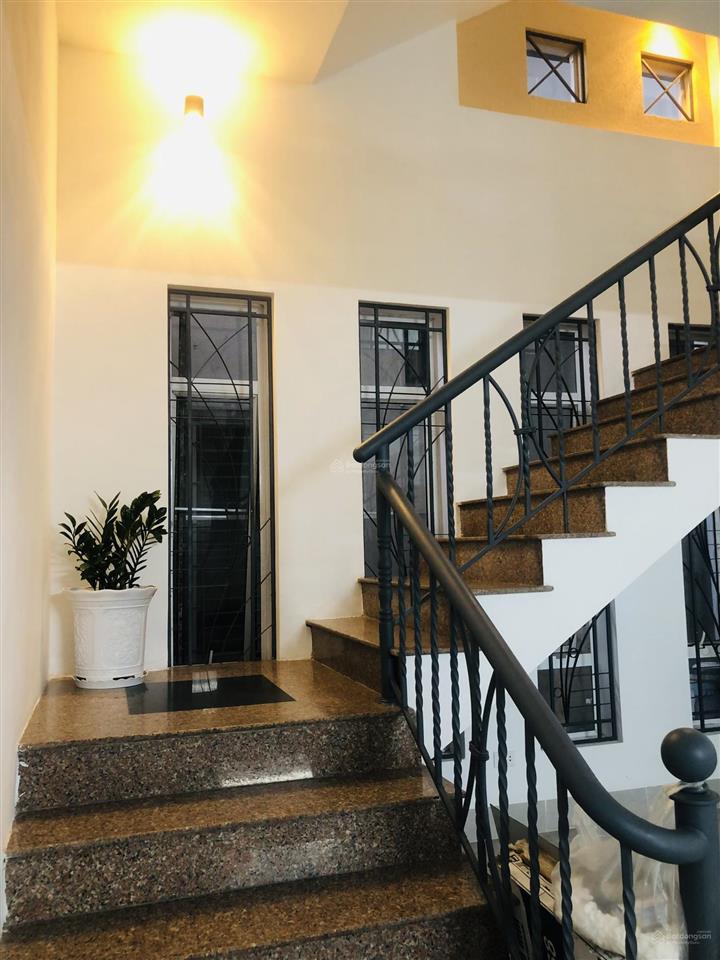 Hạ bán căn 4 tầng 570m² dtsd đường hùng vương bàn thạch đà nẵng giá 9 tỷ xxtl