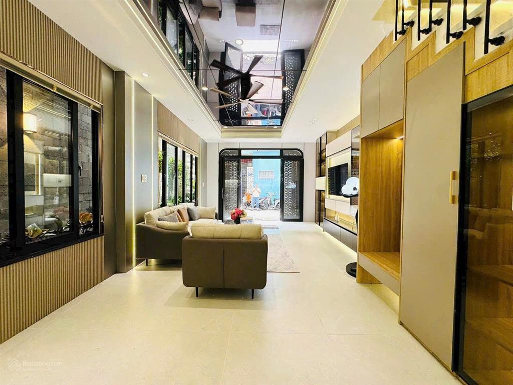 Nhà 71m2 quốc hương gần thảo điền pearl, xây 1 trệt 3 tầng đúc. hẻm to thoàng, sổ sẵn giá 4 tỷ 390