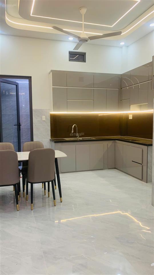 Nhà 4 tầng  đường xe hơi tránh  4 x 14.5 lã xuân oai, thủ đức