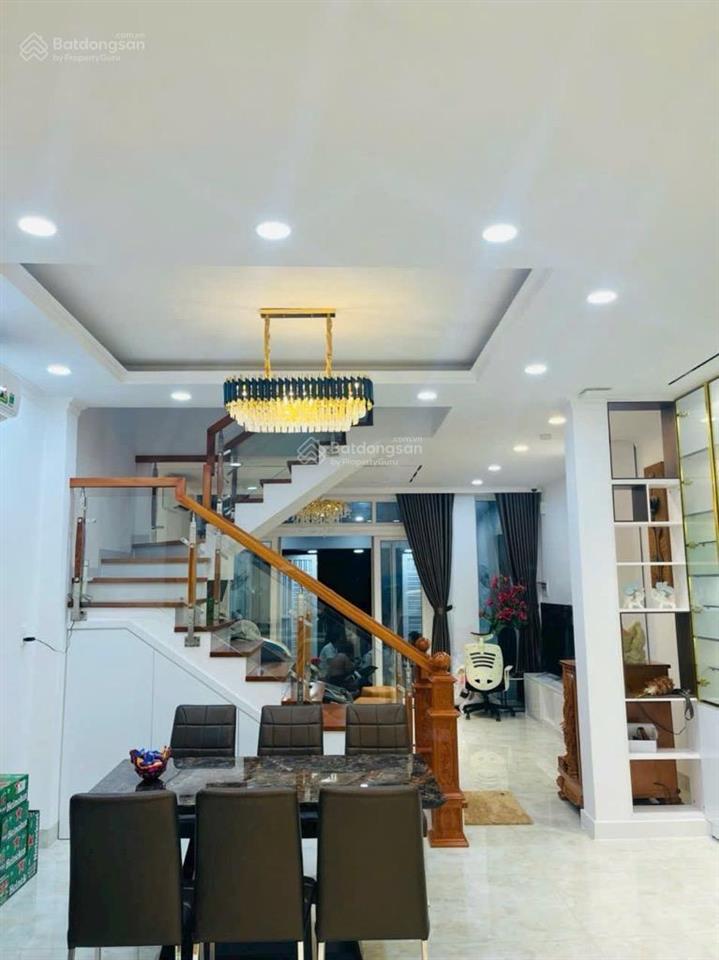 Chủ đi định cư nước ngoài cần bán nhanh nhà nội thất cao cấp  khu kiến thiết  giá chỉ 8,99 tỷ.