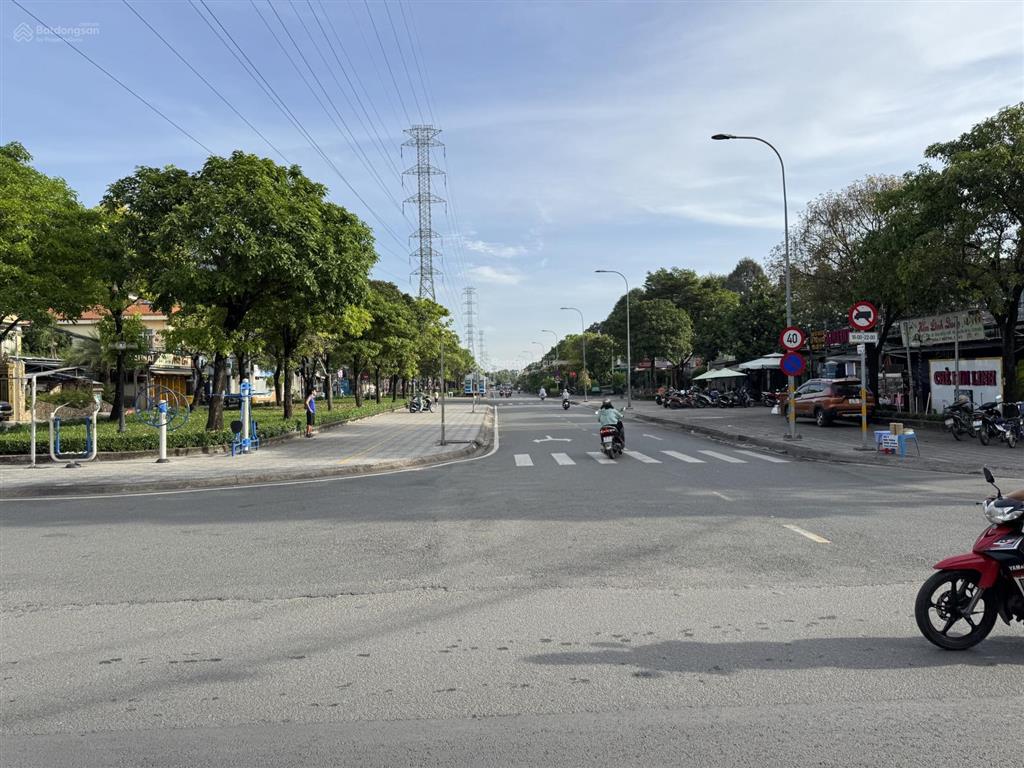 Mặt tiền hiệp phú  gần xa lộ hà nội  91m kinh doanh đỉnh  giá 9,8 tỷ