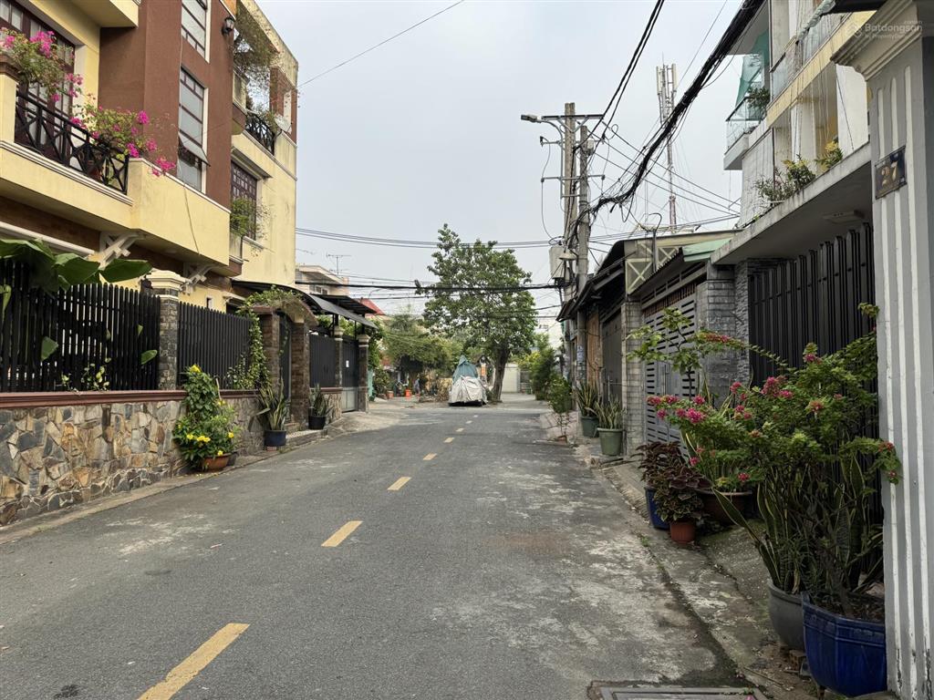 Chủ lâu đời bán nhà khu kiến thiết, hiệp phú  ngang lớn 6 mét  giá chỉ 6,95 tỷ