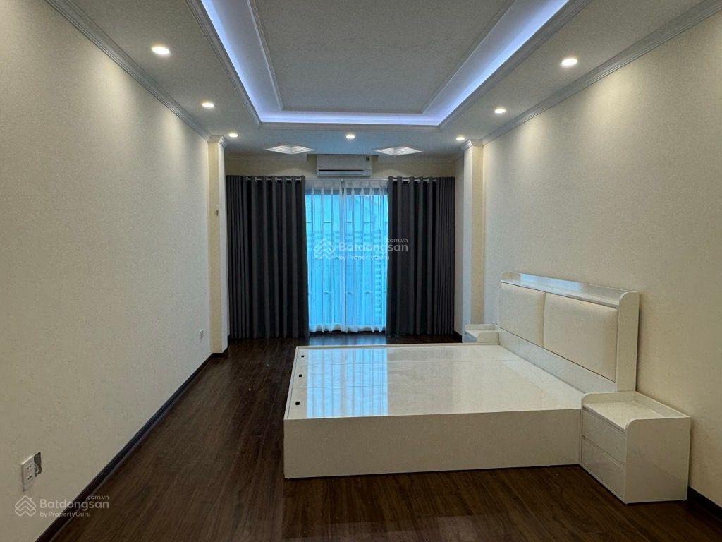 Nhà phân lô tu hoàng  45m x 5 tầng  gara ô tô  thang máy  chỉ 14.6 tỷ