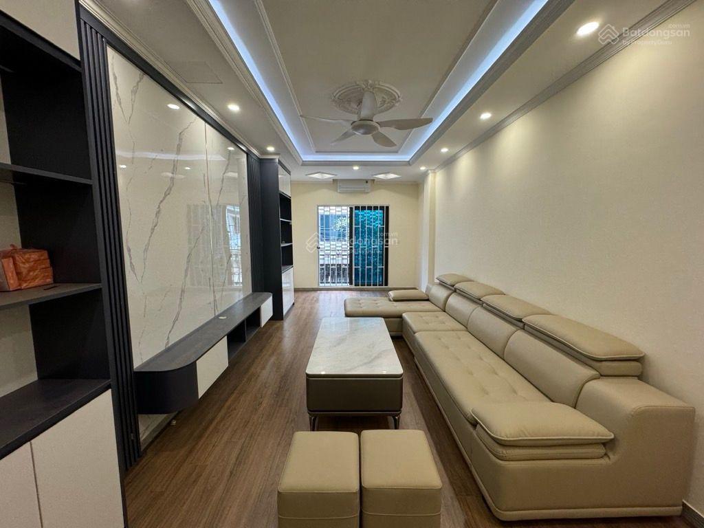 Nhà phân lô tu hoàng  45m x 5 tầng  gara ô tô  thang máy  chỉ 14.6 tỷ