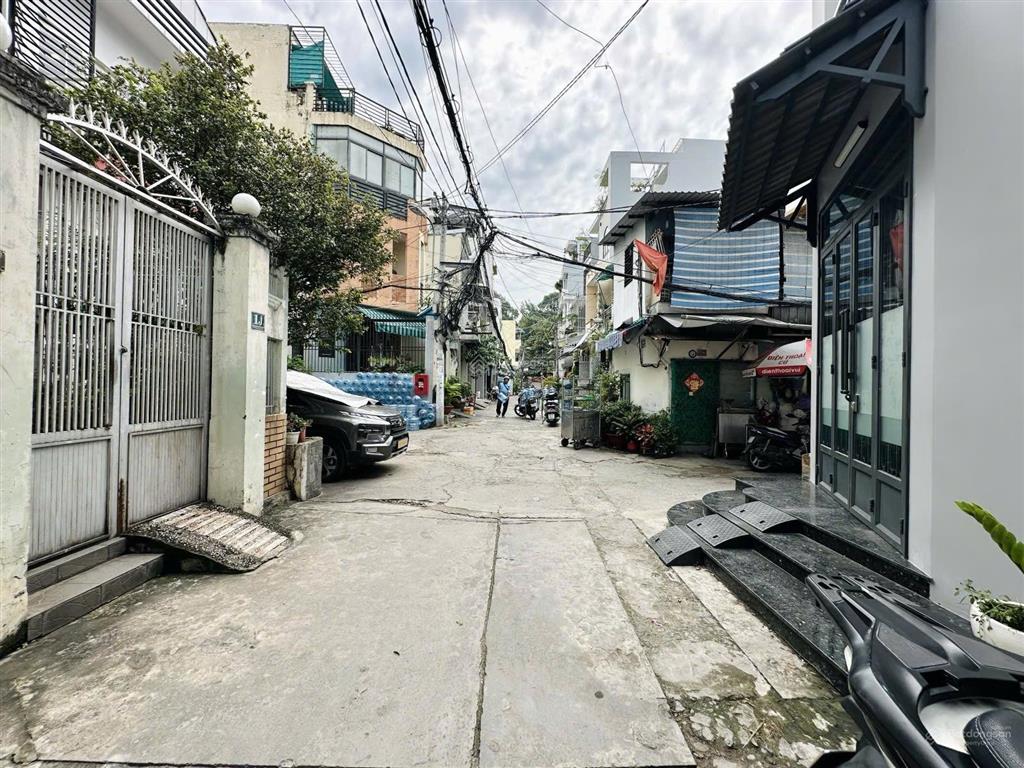 Hẻm xe tải đổ cửa, phan đăng lưu  50.7m2  2 tầng