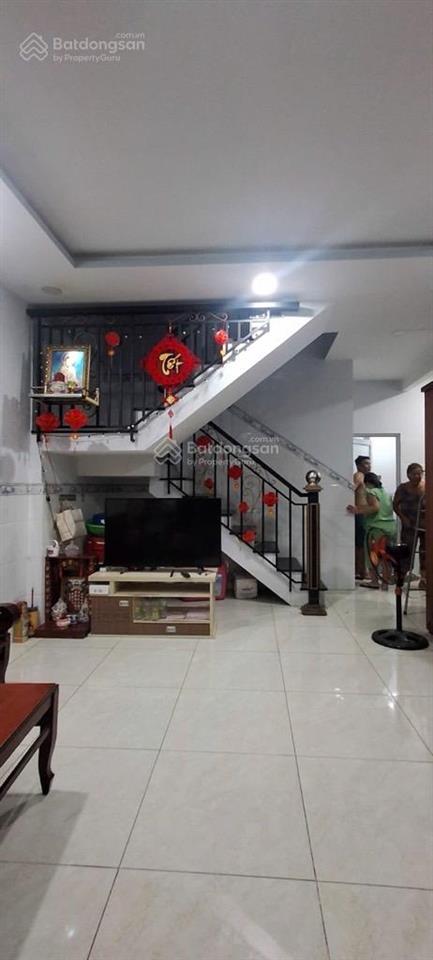 Nhà góc 2 mt đường 1, long trường 42m2 xây 2 lầu 3,2 tỷ