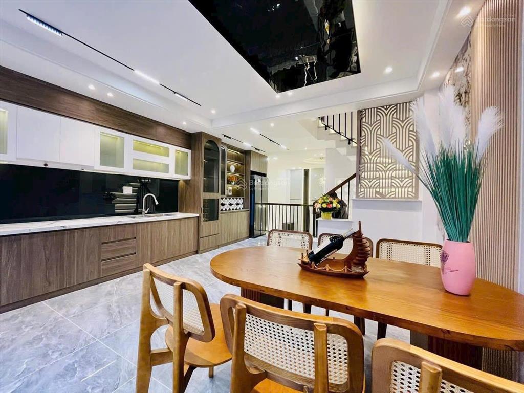Bán nhà bình thạnh 50,4m2 đường nơ trang long, phường 12. sổ hồng riêng
