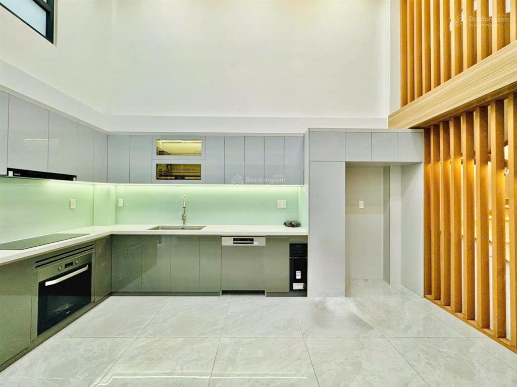 Bán nhà bình thạnh 49,7m2 đường hoàng hoa thám, phường 6. sổ hồng riêng