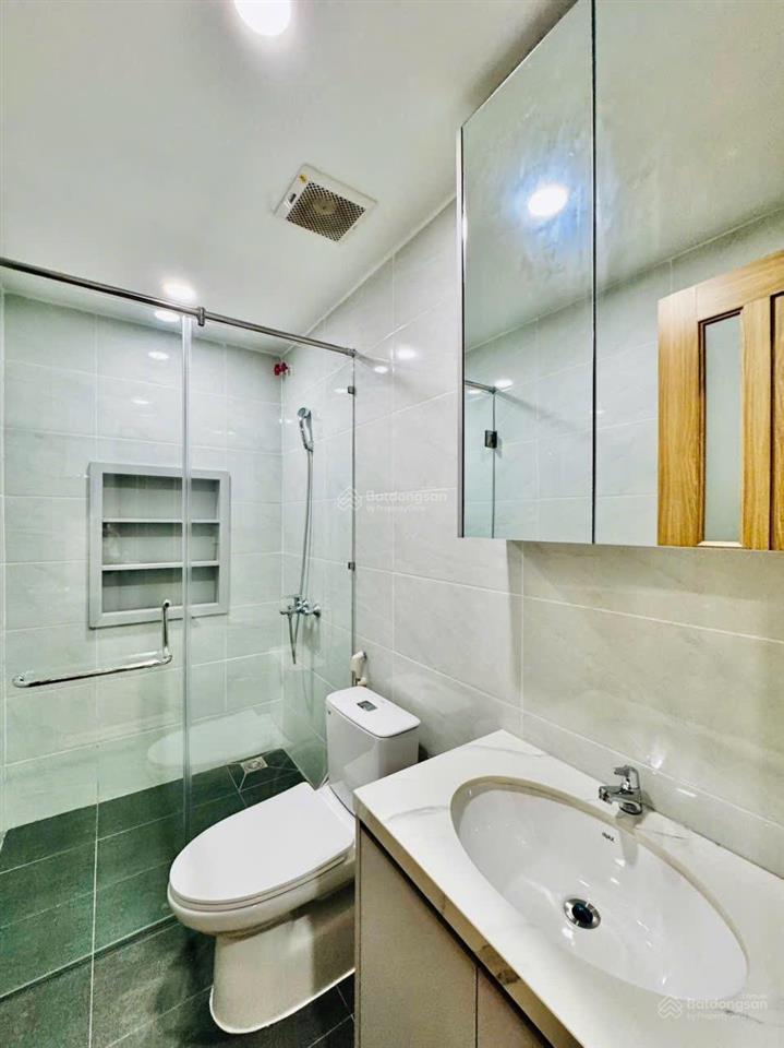 Bán nhà bình thạnh 49,7m2 đường hoàng hoa thám, phường 6. sổ hồng riêng