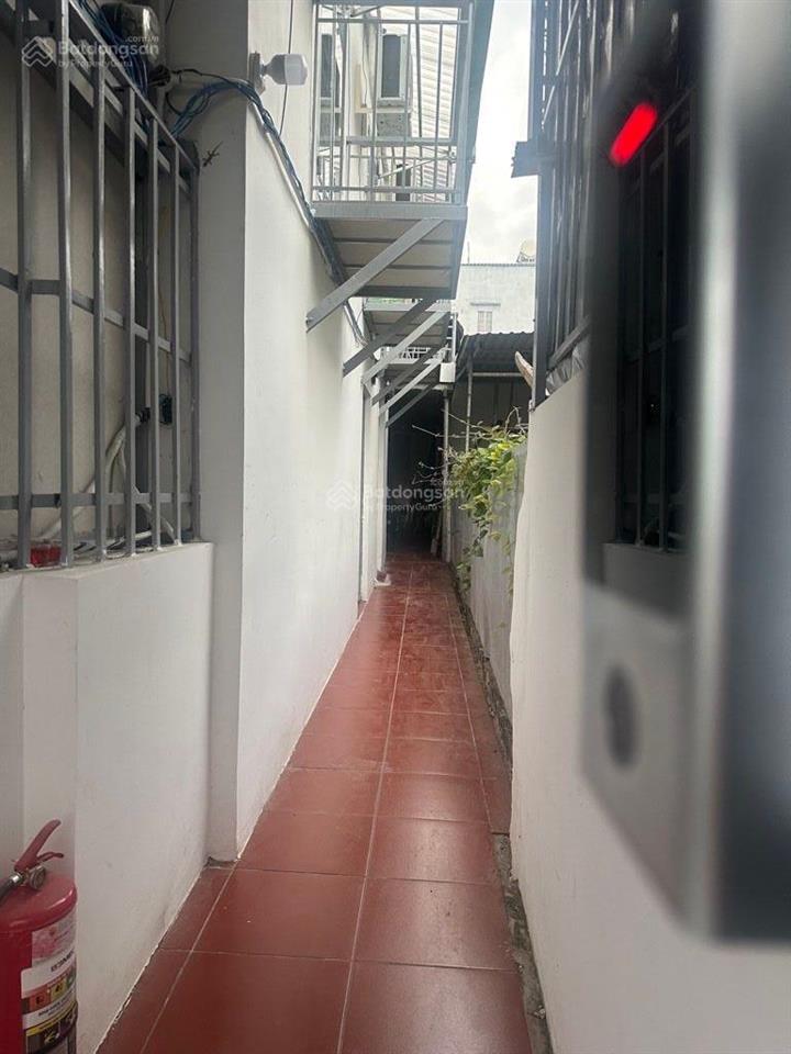 Nhà 2tầng mô hình cho thuê  có 5 chdv cho thuê 15triệu/tháng  dt 5x18  giá tốt