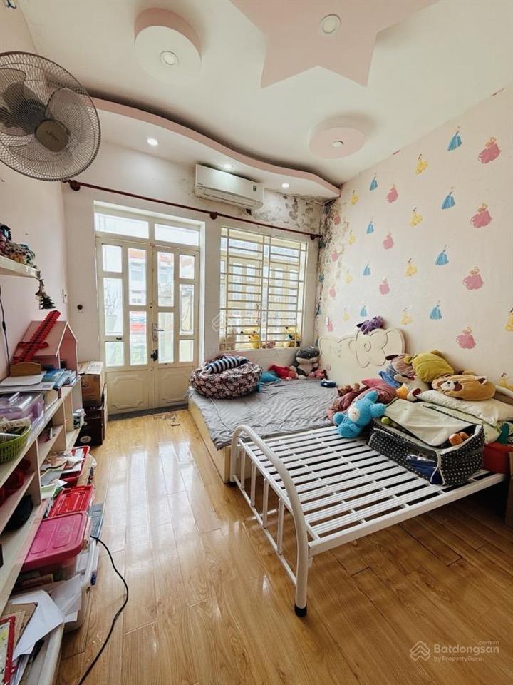 Bán nhà hxh 8m  nguyễn văn đậu xe hơi vô nhà chỉ nhỉnh 8 tỷ