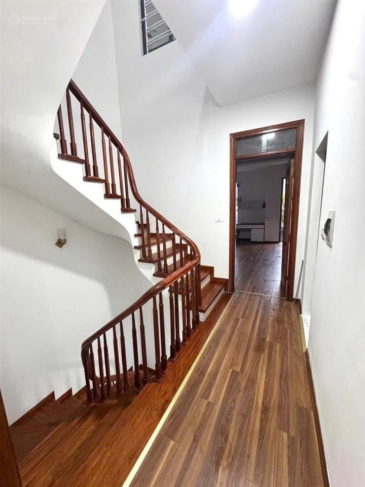 Bán nhà phân lô thái hà 70m2, 6t, mt 4.5m, 31 tỷ lô góc, ô tô tránh, gần phố, vừa ở vừa kinh doanh