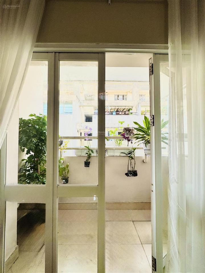 Căn hộ có sổ, 71m2, 2 pn, ngay emart 2