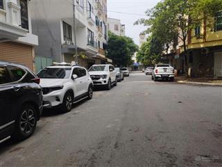 Phân lô lê văn hiến ô tô ngõ to rộng55m4 tầng  giá 12.5 tỷ