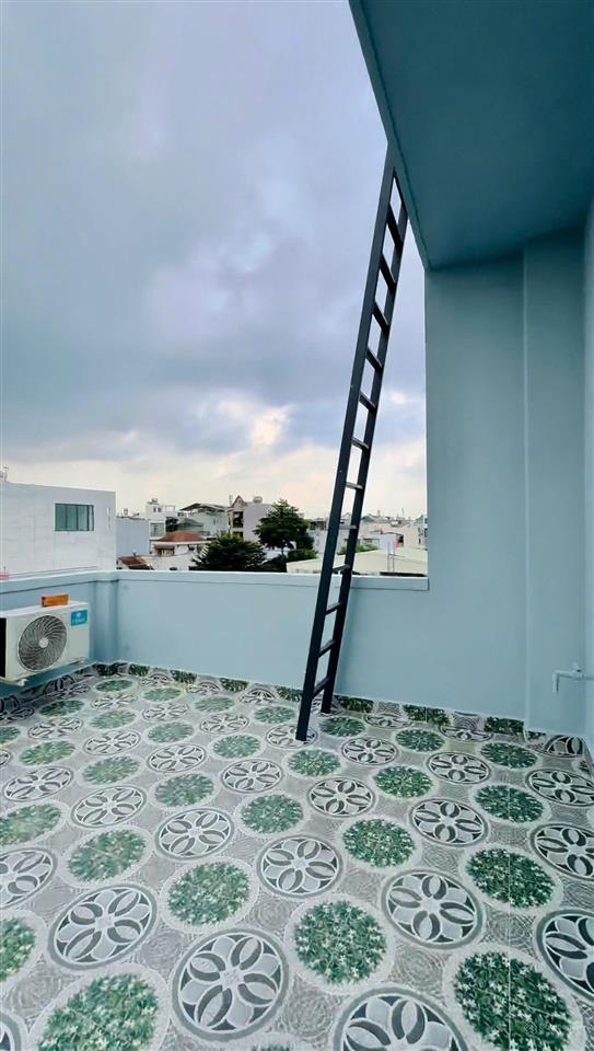 Nhà đẹp 68m² đường số 22, thủ đức giá 2 tỷ 550. gần giga mall. xây 1 trệt 3 lầu, hẻm 5m. sổ riêng