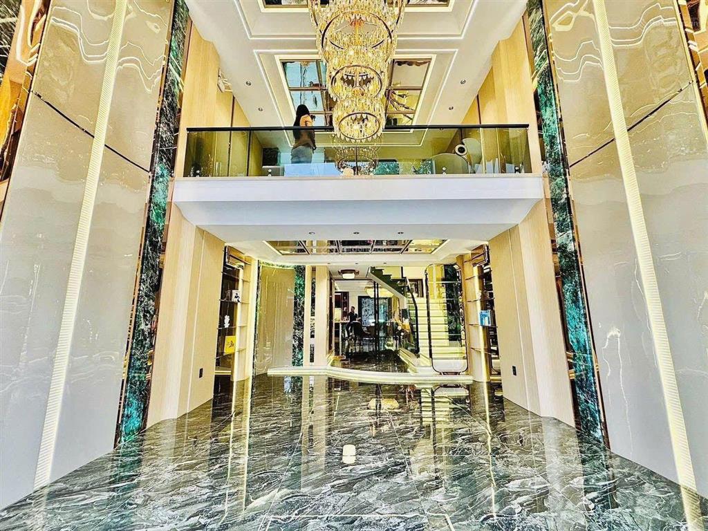 Bán nhà mặt phố 90m2, giá 4,38 tỷ  dt (5x18)  ngay khu cư xá đô thành nguyễn hiền, p. 4, quận 3