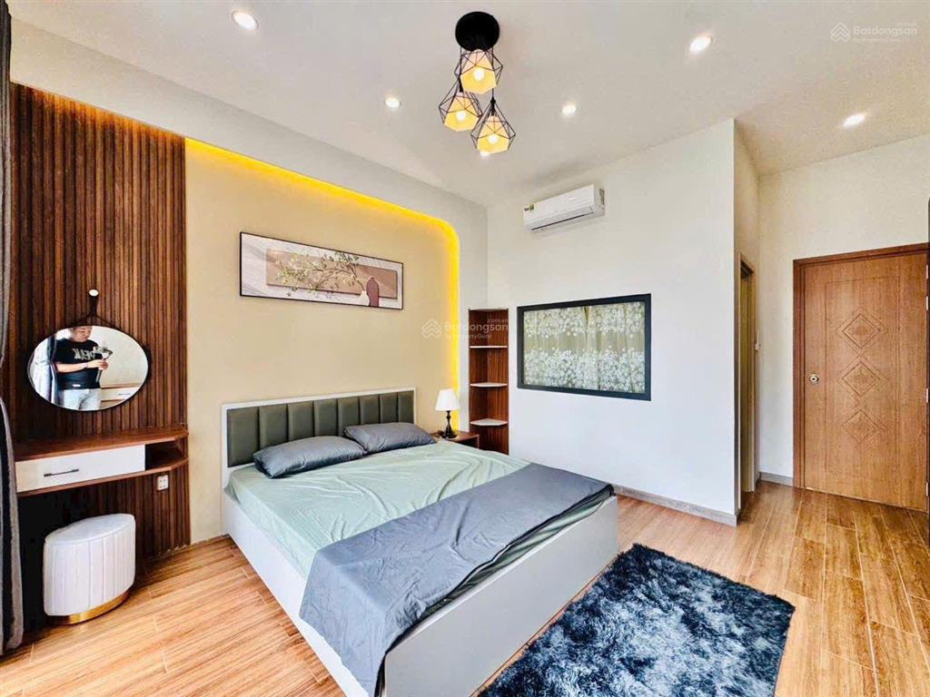 Cô quế bán nhà gần chợ phạm văn hai đường tân canh, tân bình  giá 6,58 tỷ (5m x 15m) sổ sẵn