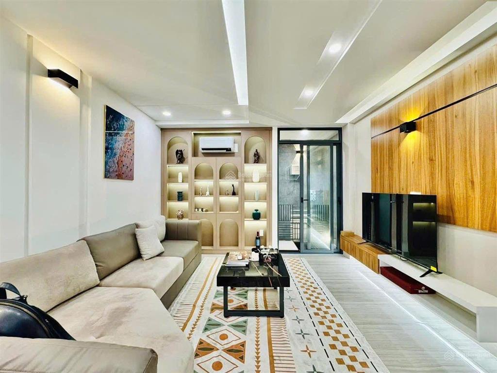 Cần bán nhà ngay khu cư xá đồng tiến, quận 10, giá 4,68 tỷ (5x19)  ngay thpt nguyễn khuyến