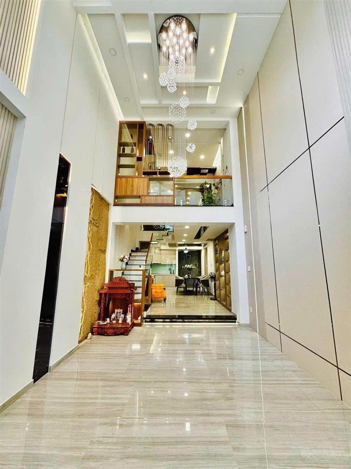 Cần bán nhà ngay khu cư xá đồng tiến, quận 10, giá 4,68 tỷ (5x19)  ngay thpt nguyễn khuyến