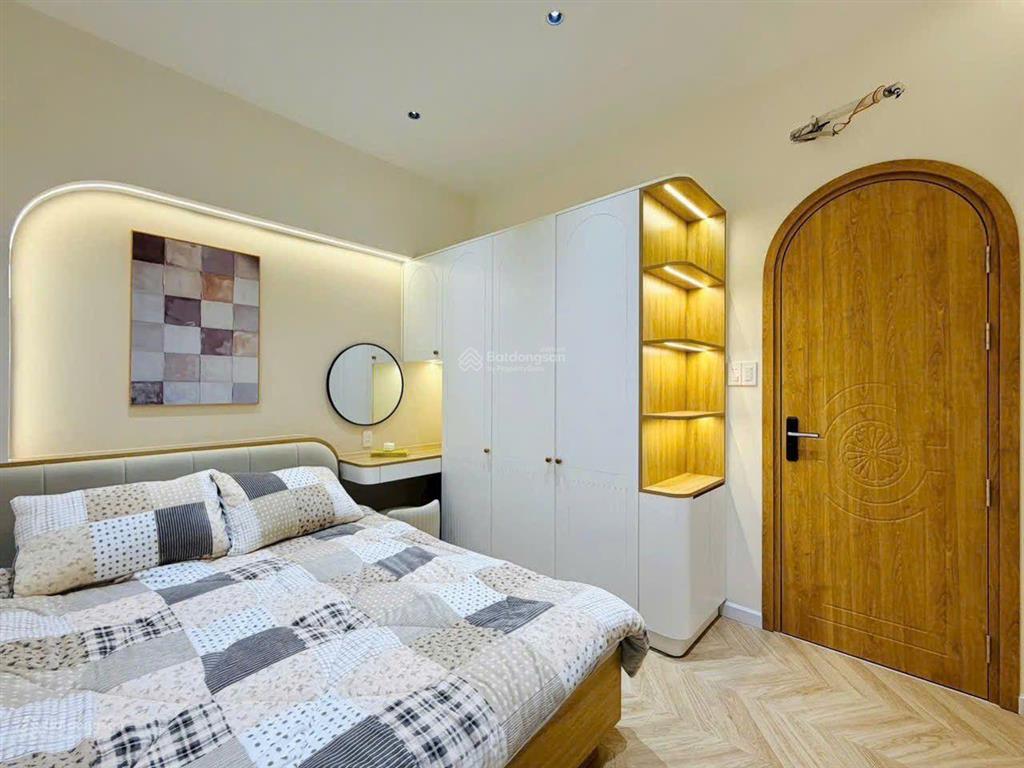 Cực phẩm nhà đẹp giá êm 65m2 cống lở, p15, tân bình. giá 5,35 tỷ. gần vườn minh trân