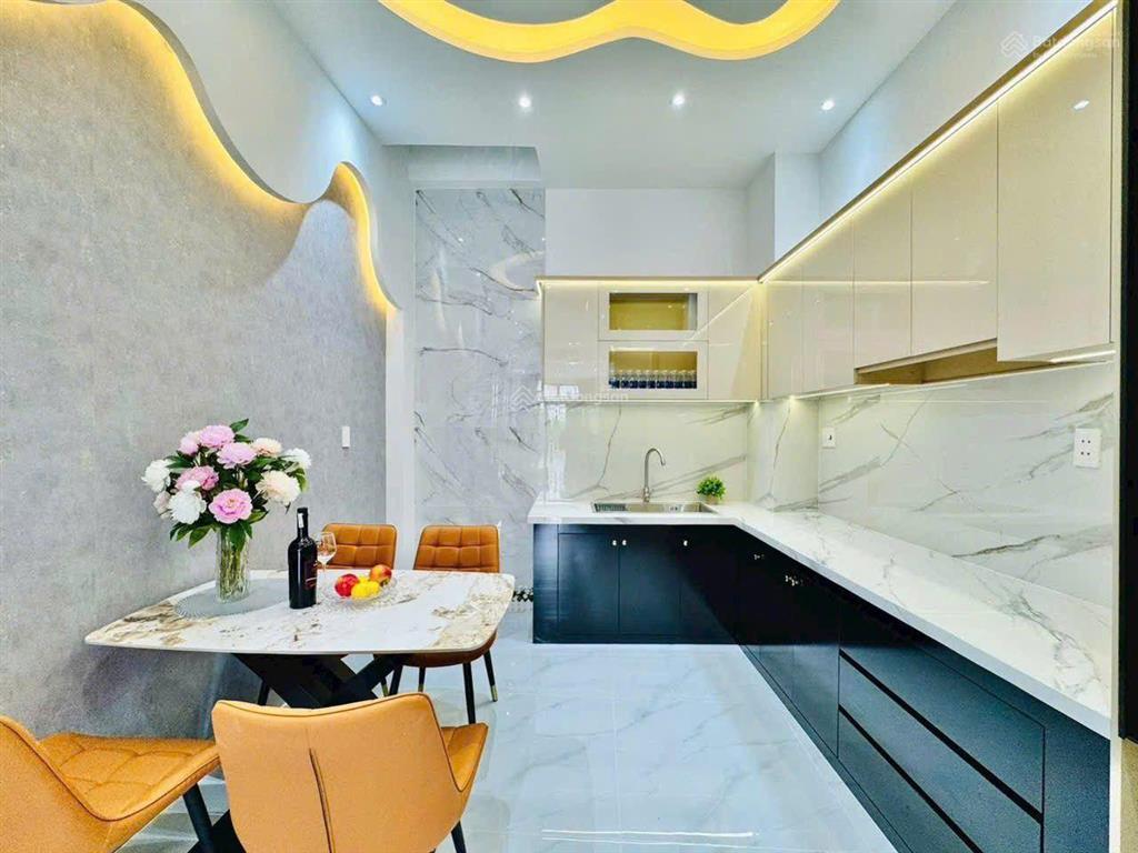 Nhà bán giá mềm bùi đình túy, p24, bình thạnh, 4 tỷ, sổ riêng, tiện ích xung quanh đầy đủ