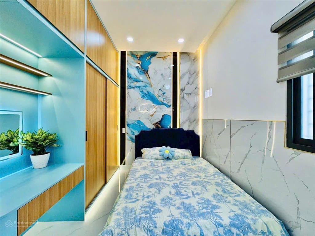 Bán nhà 83m2 nguyễn đình chính, p15, phú nhuận. gần trường cao đẳng kinh tế đối ngoại