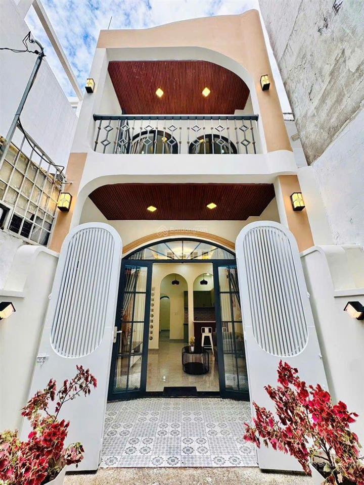 Ưng ý mua liền bán nhà hai bà trưng, p8, quận 3, 4,45 tỷ, sổ riêng, tiện ích xung quanh đầy đủ