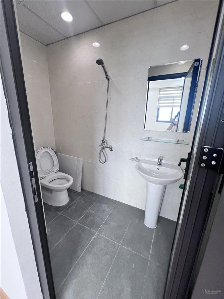 Giá chuẩn, tt thật bán chcc tại trần quý kiên, dịch vọng, cầu giấy, 78m2, 2 ngủ, 2vs, nhà đẹp, full