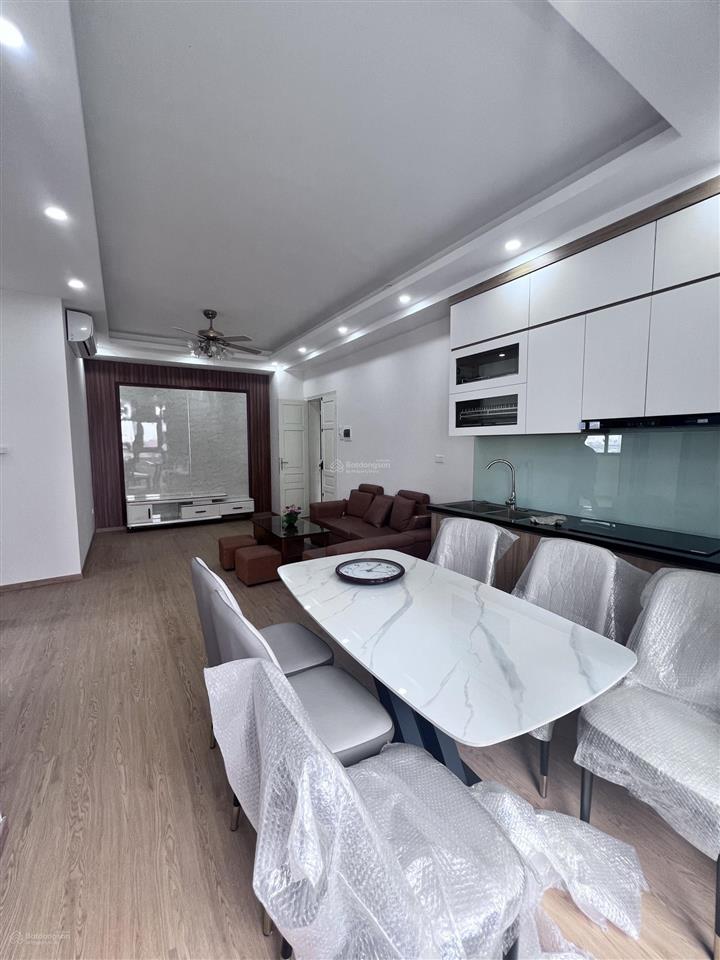 Giá chuẩn, tt thật bán chcc tại trần quý kiên, dịch vọng, cầu giấy, 78m2, 2 ngủ, 2vs, nhà đẹp, full