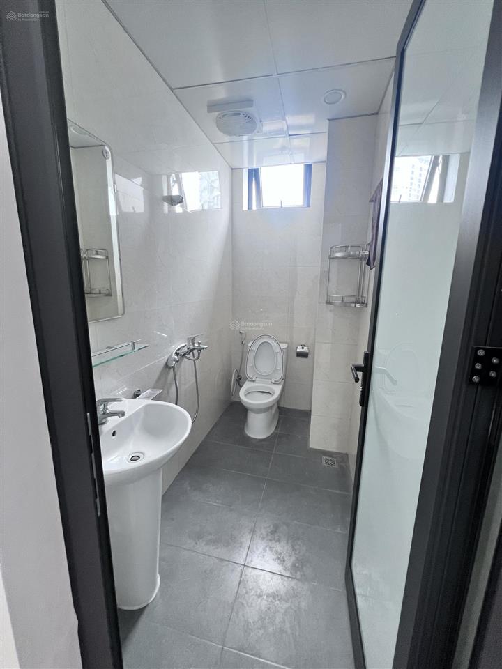 Giá chuẩn, tt thật bán chcc tại trần quý kiên, dịch vọng, cầu giấy, 78m2, 2 ngủ, 2vs, nhà đẹp, full