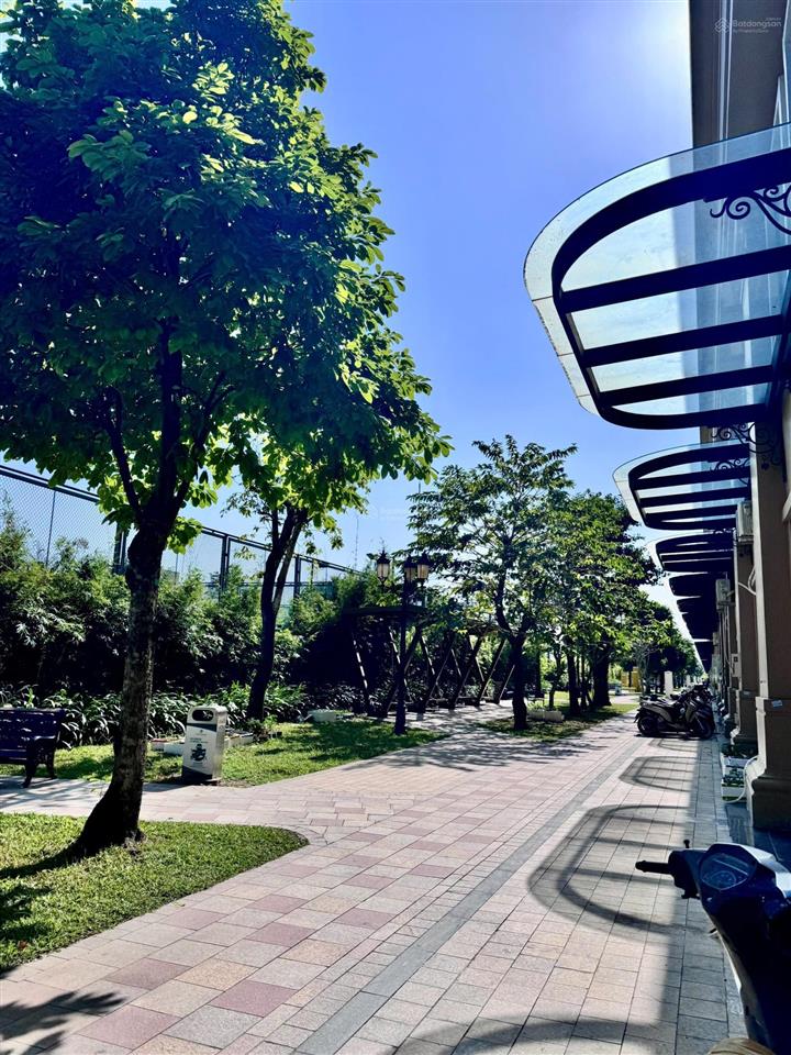 Bán shophouse 2 mặt tiền đối diện sảnh chung cư lumier masterise tiềm năng kinh doanh bậc nhất