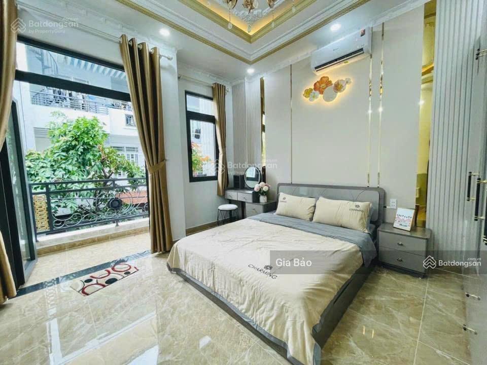 Giảm sâu 300tr, nhà 4 tầng đường trường sa, phường 12, quận 3. sổ riêng