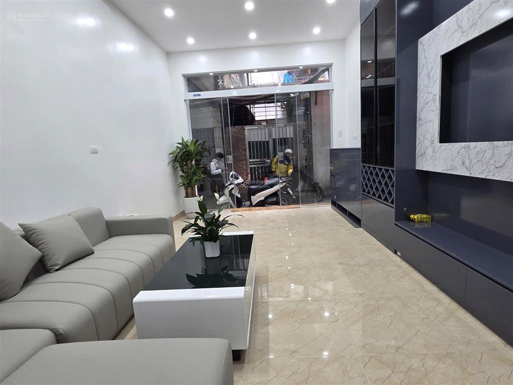 Bán nhà riêng 4pn, 4wc, 53m2, khâm thiên, đống đa, hà nội, giá tốt, đầy đủ nội thất