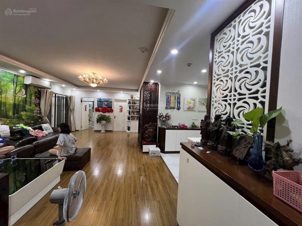 Bán căn hộ chung cư 3pn, 2wc tại m5 nguyễn chí thanh, 14 tỷ, 113m2 giá tốt, view đẹp