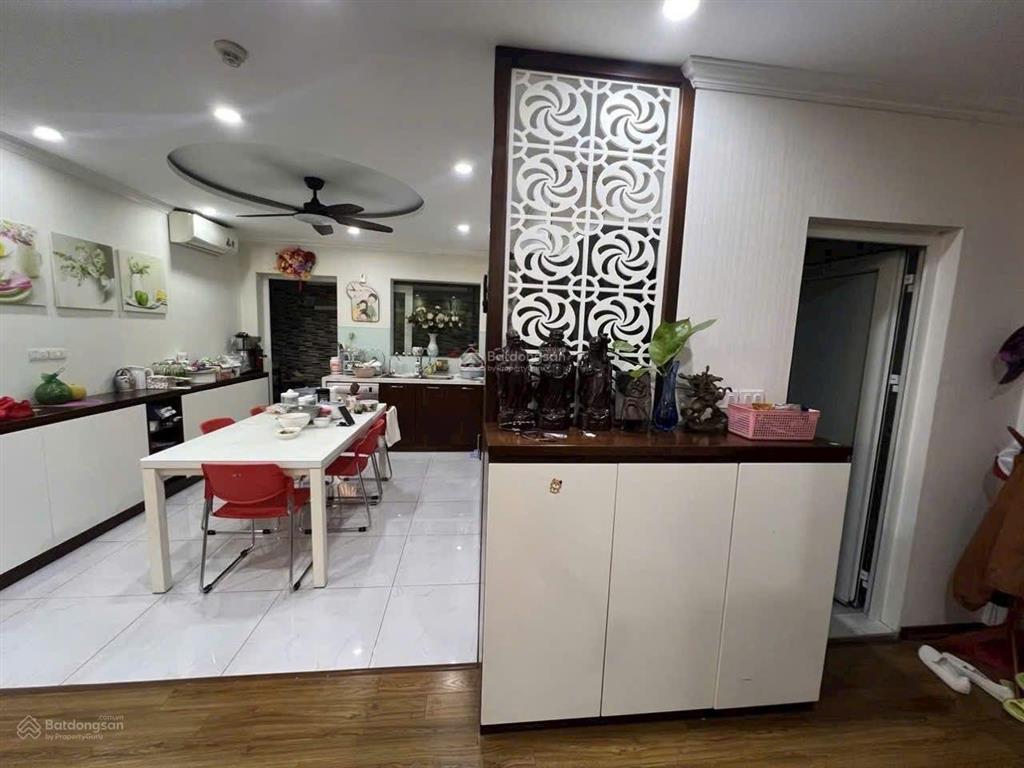 Bán căn hộ chung cư 3pn, 2wc tại m5 nguyễn chí thanh, 14 tỷ, 113m2 giá tốt, view đẹp