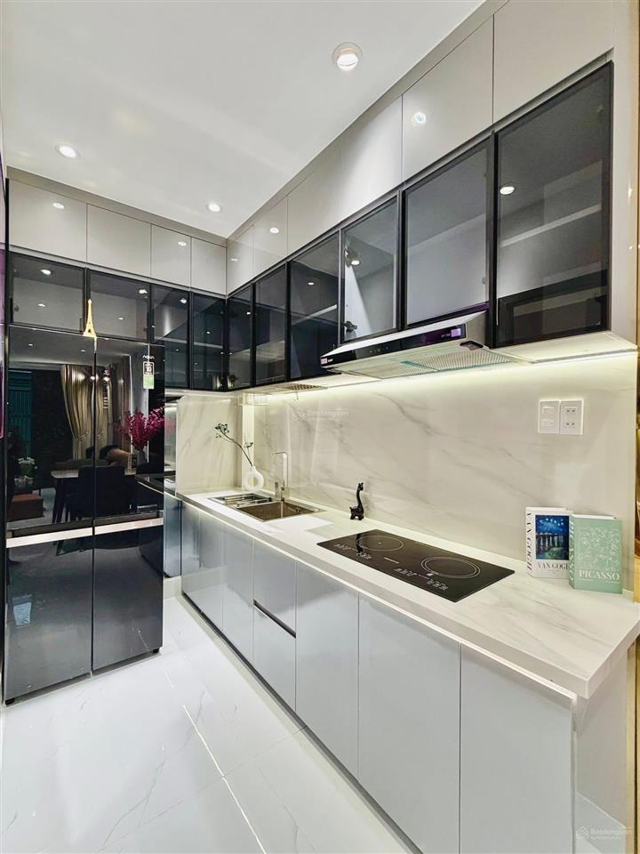 Cô hà bán gấp căn nhà 48.2m2 ngay lê lợi, gò vấp. giá 3 tỷ 090. shr, sẵn hđ thuê 13 tr / tháng