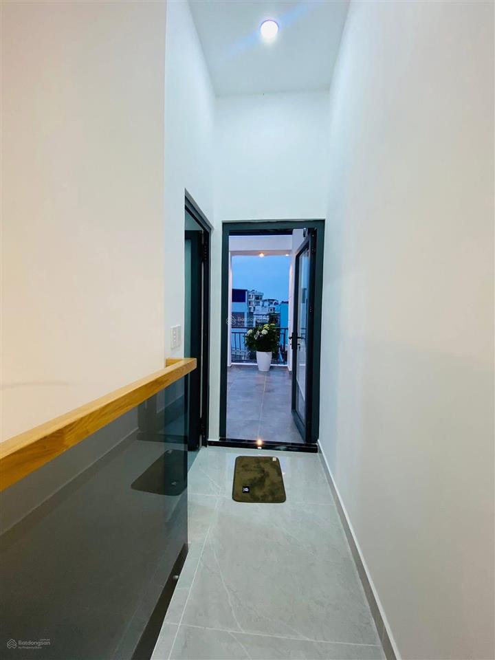 Chốt ngay căn nhà đẹp 2 tầng, 48m2 ngay lê văn sỹ, q.3 / 3 tỷ 260. shr, vị trí trung tâm, hẻm 4.5m