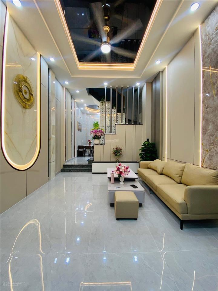 Chốt ngay căn nhà đẹp 2 tầng, 48m2 ngay lê văn sỹ, q.3 / 3 tỷ 260. shr, vị trí trung tâm, hẻm 4.5m