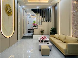 Chốt ngay căn nhà đẹp 2 tầng, 48m2 ngay lê văn sỹ, q.3 / 3 tỷ 260. shr, vị trí trung tâm, hẻm 4.5m