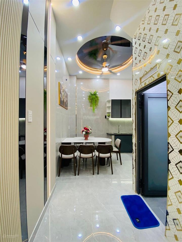 Chốt ngay căn nhà đẹp 2 tầng, 48m2 ngay lê văn sỹ, q.3 / 3 tỷ 260. shr, vị trí trung tâm, hẻm 4.5m