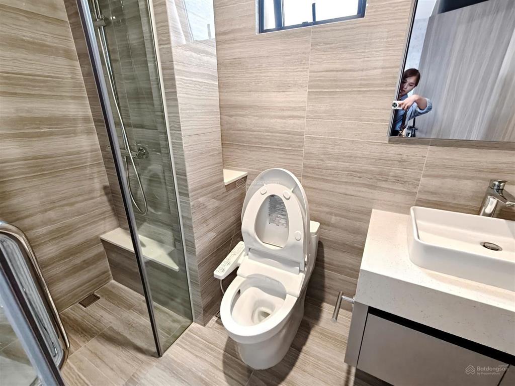 Chính chủ cho thuê heritage căn hộ 2 ngủ view đẹp full nội thất hiện đại hướng mát  0393 686 ***