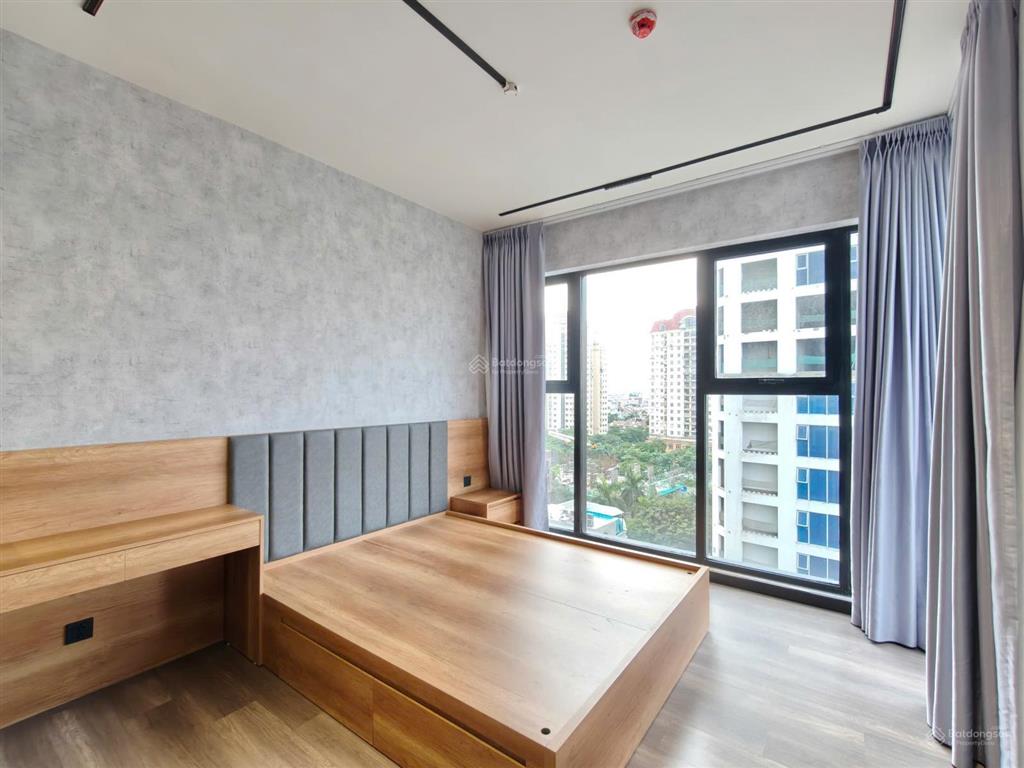Chính chủ cho thuê heritage căn hộ 2 ngủ view đẹp full nội thất hiện đại hướng mát  0393 686 ***