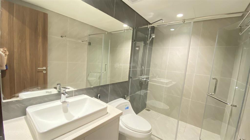 Chính chủ cho thuê căn hộ 3 ngủ hoa hậu 130m2 tại skypark resident full đồ view đẹp  0393 686 ***