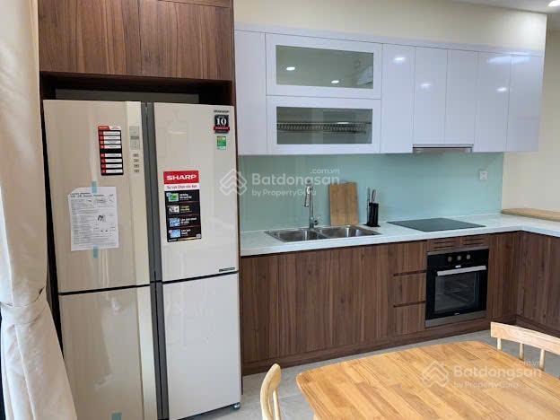 Cho thuê căn hộ 3 ngủ 96m2 ở golden park tower vào ở được luôn đầy đủ nội thất  0393 686 ***