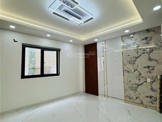 Nhỉnh 7ty nhà 5 tầng bình trị đông bình tân dt 4,5x13m đường 18m