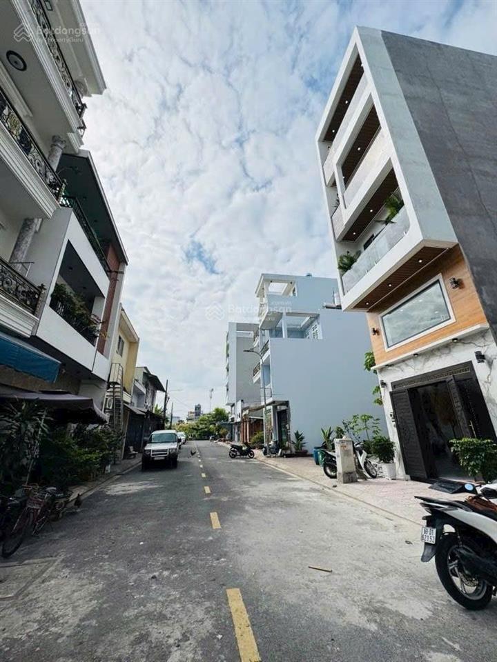 Nhỉnh 7ty nhà 5 tầng bình trị đông bình tân dt 4,5x13m đường 18m