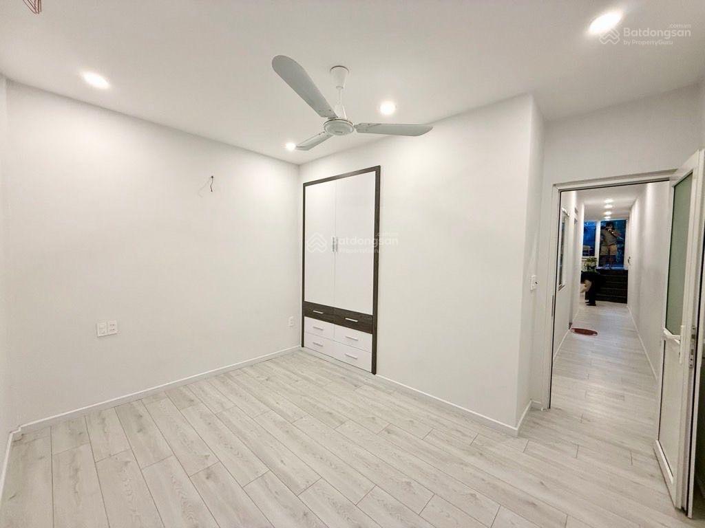 Bán gấp căn cc lầu 1 , nơ trang long 52m2 , 3,4ty