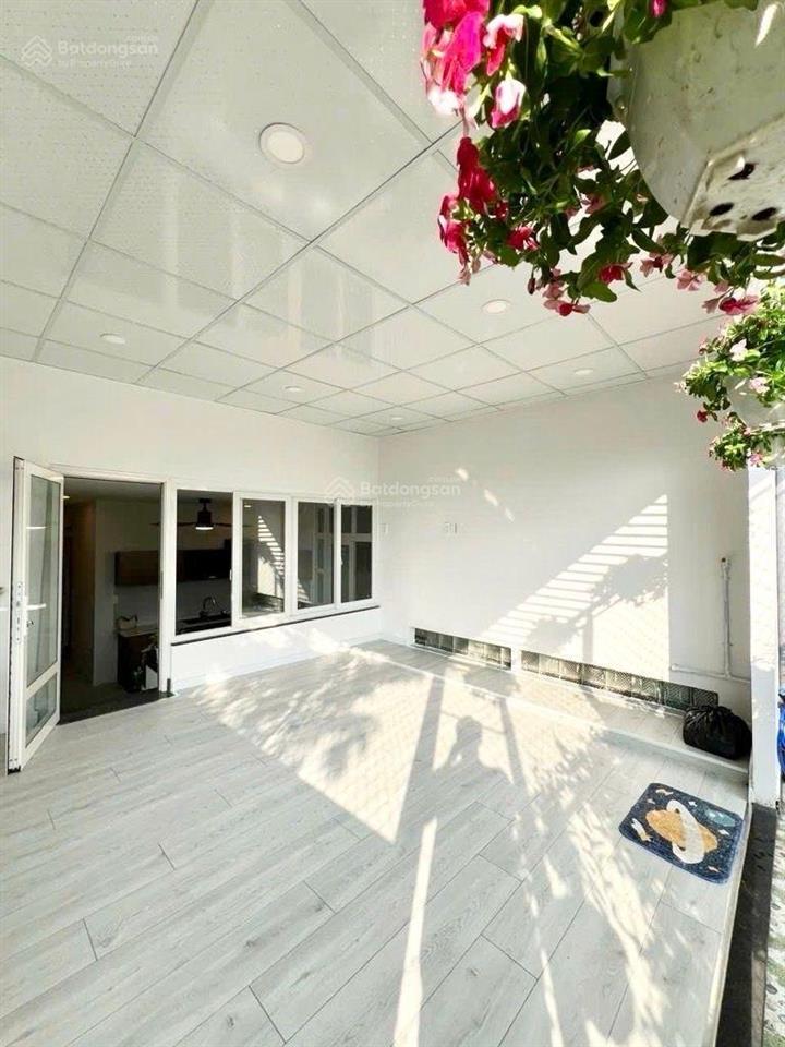 Bán gấp căn cc lầu 1 , nơ trang long 52m2 , 3,4ty