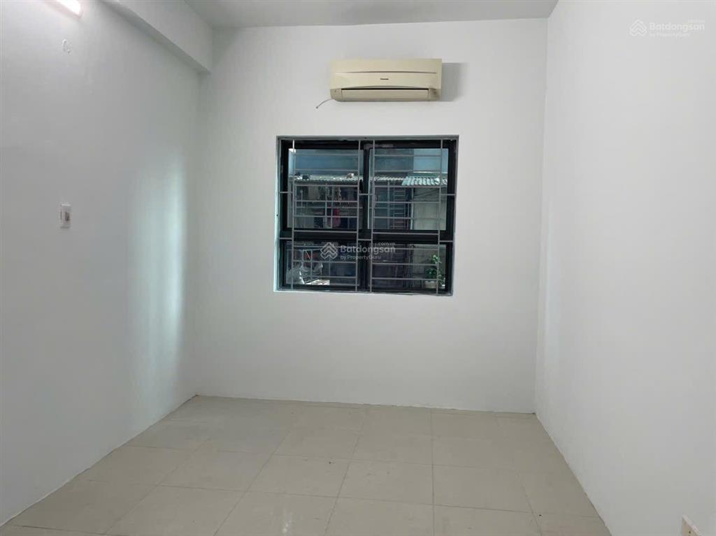 Cần cho thuê căn hộ 65m2 2pn tầng 3 tòa ct12a kim văn kim lũ  nguyễn xiển
